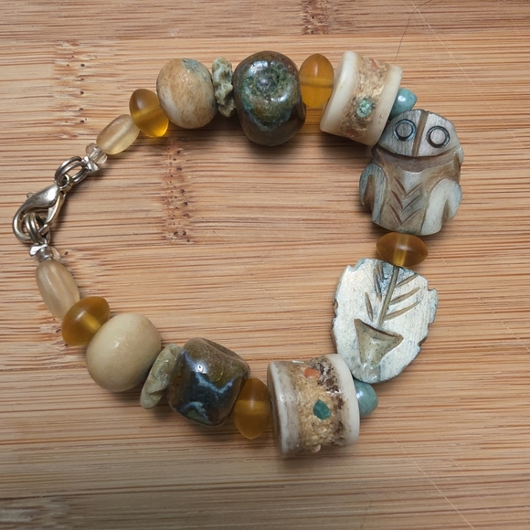 Over 70 Bevy Of Bracelets Cuffs Bangles Clasp Stretch Bracelet Lot Bundle Estate - Picture 13 of 16